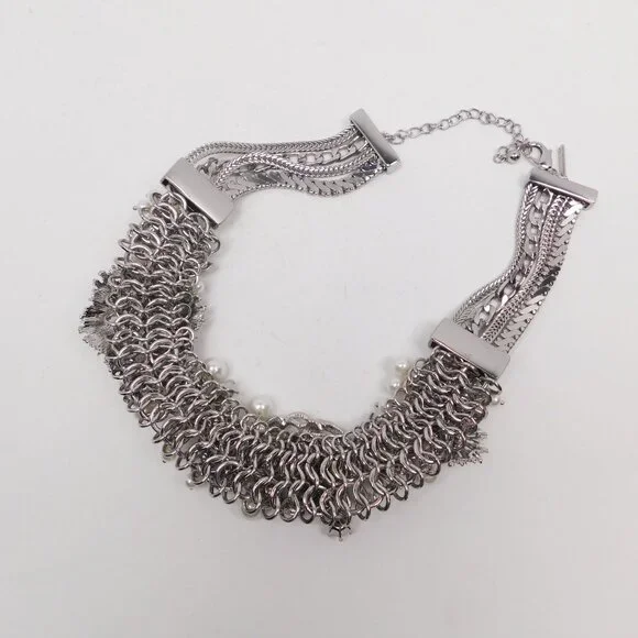 WHBM White House Black Market Glass Pearl Cluster Statement Necklace (52725) - Picture 4 of 5